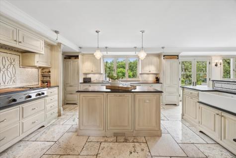 325 Princeton Road Hinsdale IL 60521