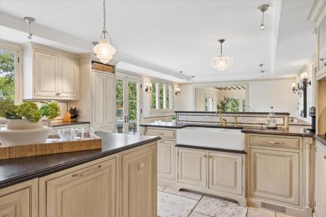 325 Princeton Road Hinsdale IL 60521