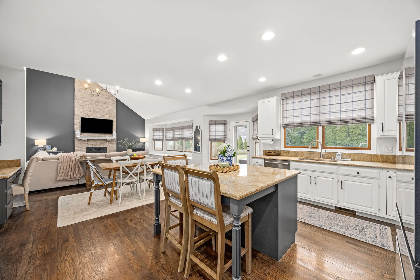 6208 Osage Avenue Downers Grove IL 60516