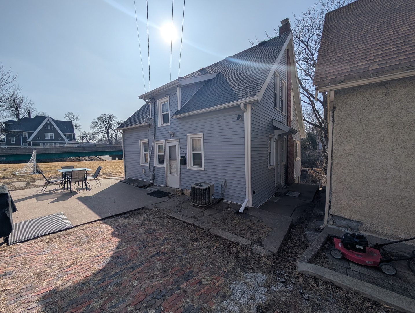 1118 15TH Street Moline IL 61265