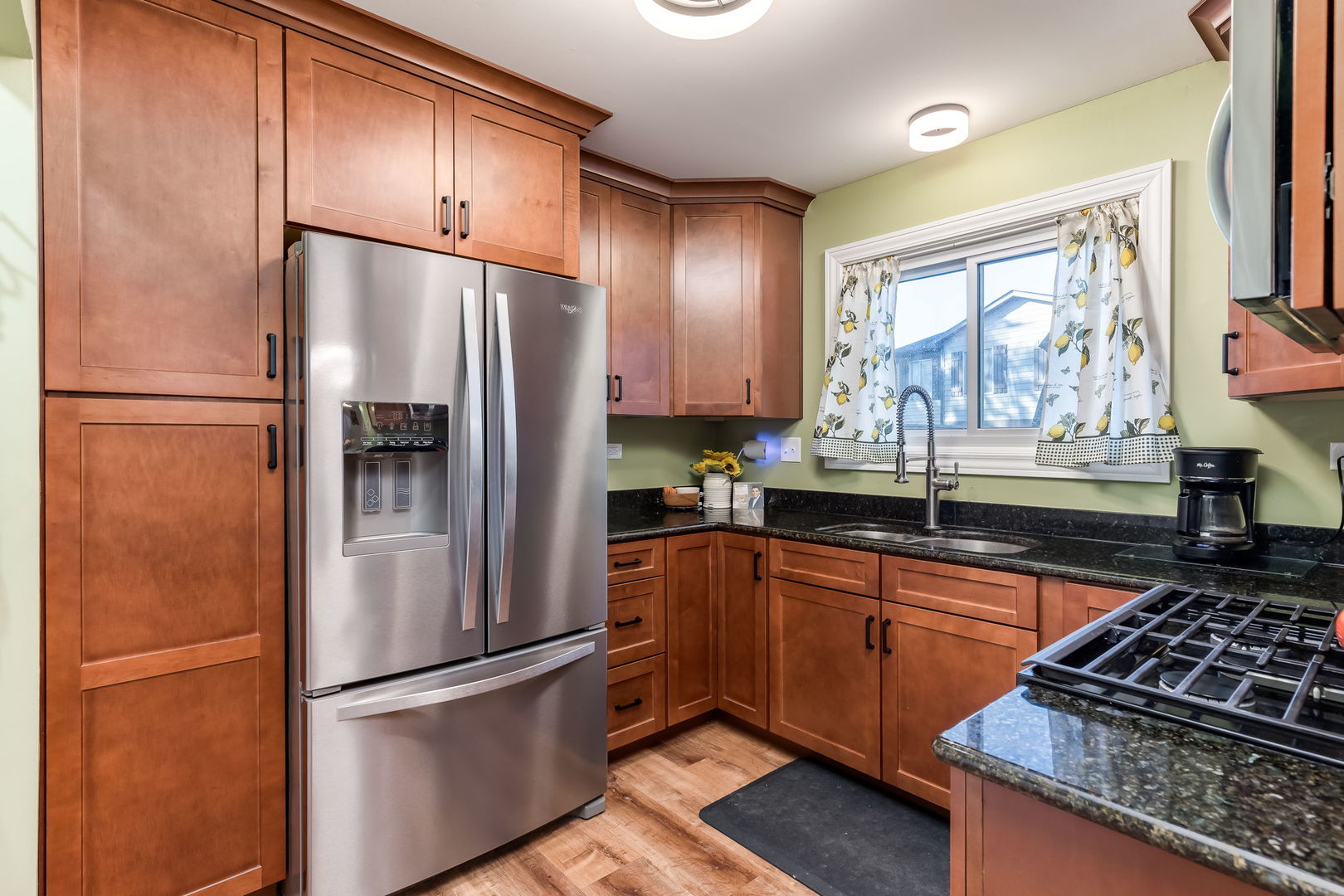 6 Fernwood Drive Bolingbrook IL 60440