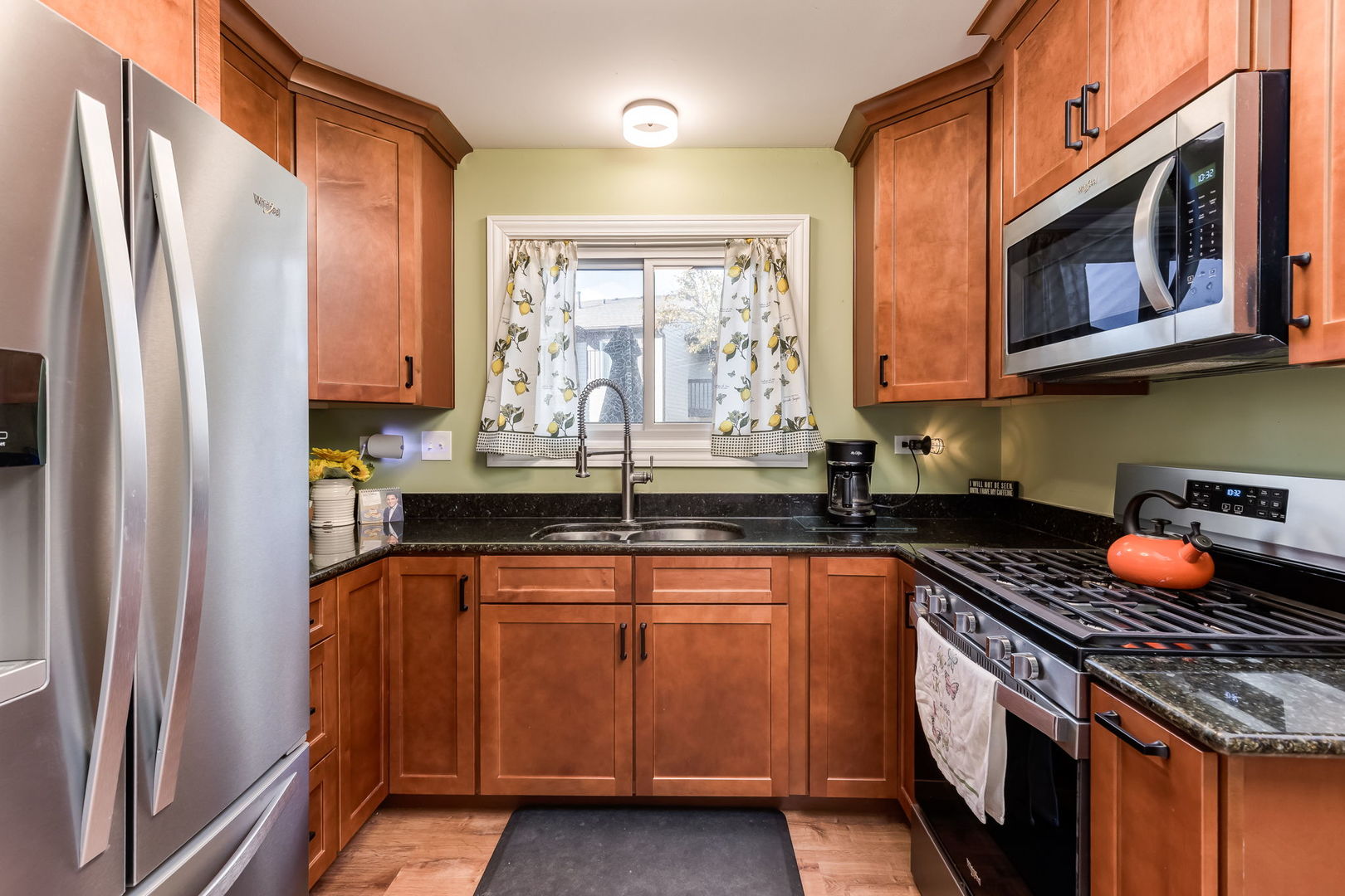 6 Fernwood Drive Bolingbrook IL 60440