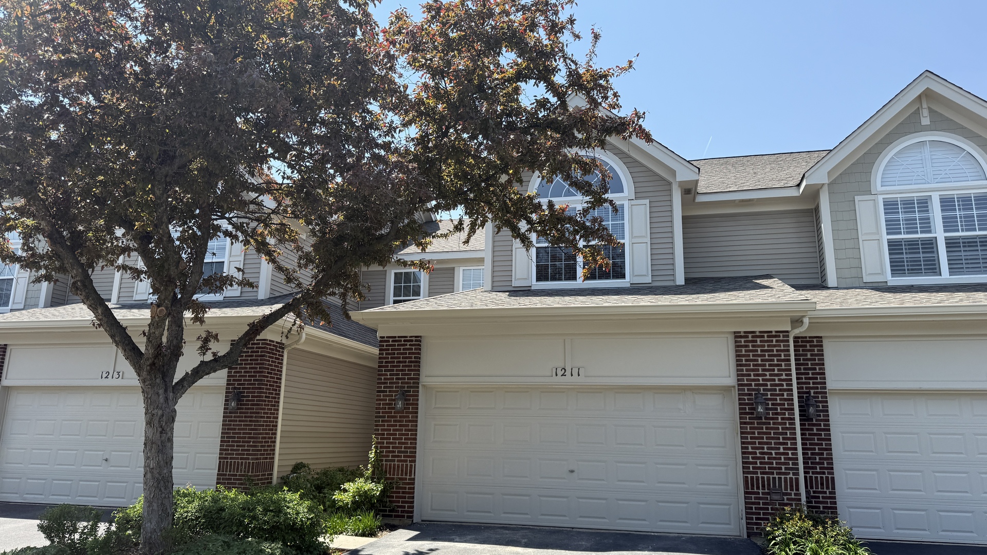 1211 Townes Circle Aurora IL 60502