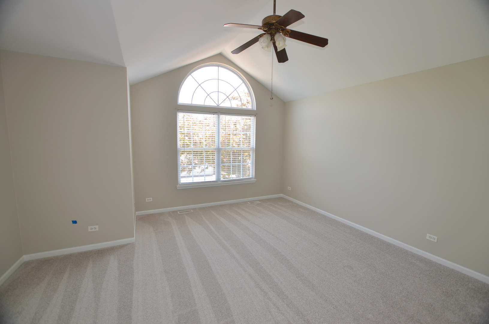 1211 Townes Circle Aurora IL 60502