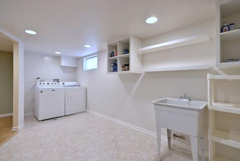8107 West Irving Park Road Chicago IL 60634