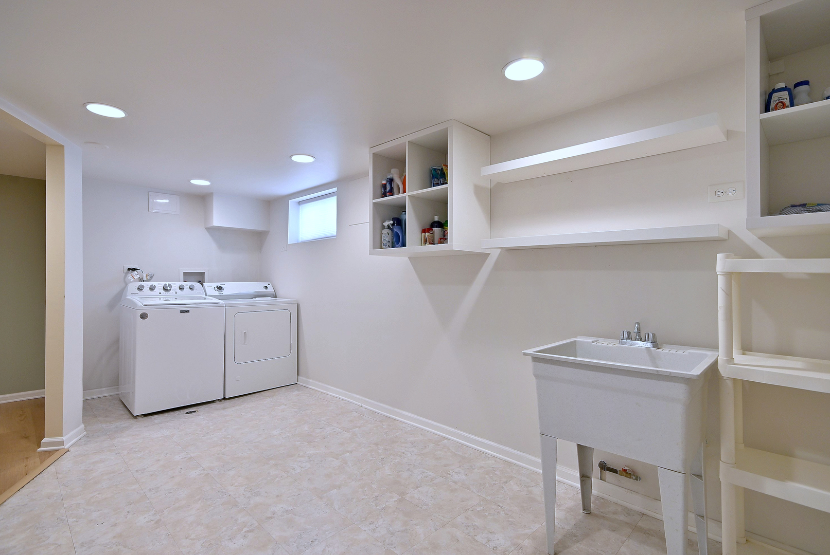8107 West Irving Park Road Chicago IL 60634