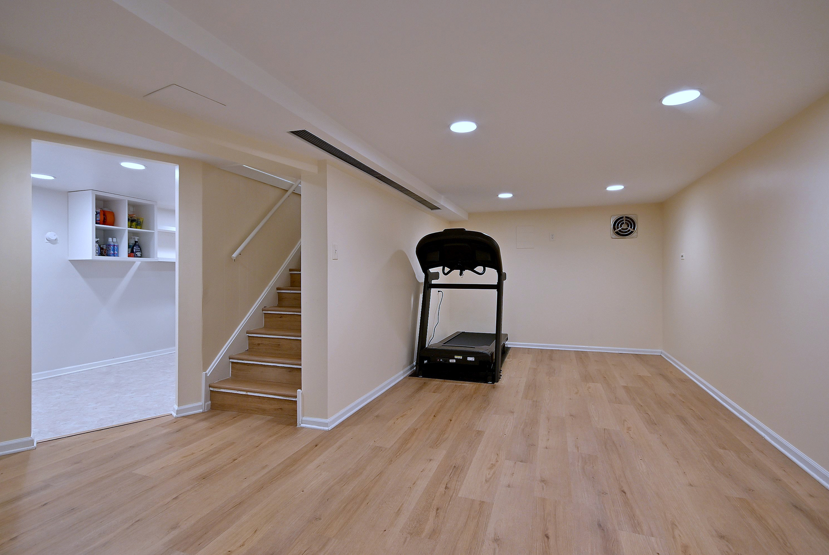 8107 West Irving Park Road Chicago IL 60634
