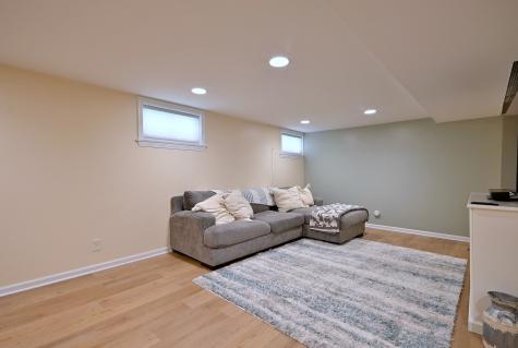 8107 West Irving Park Road Chicago IL 60634