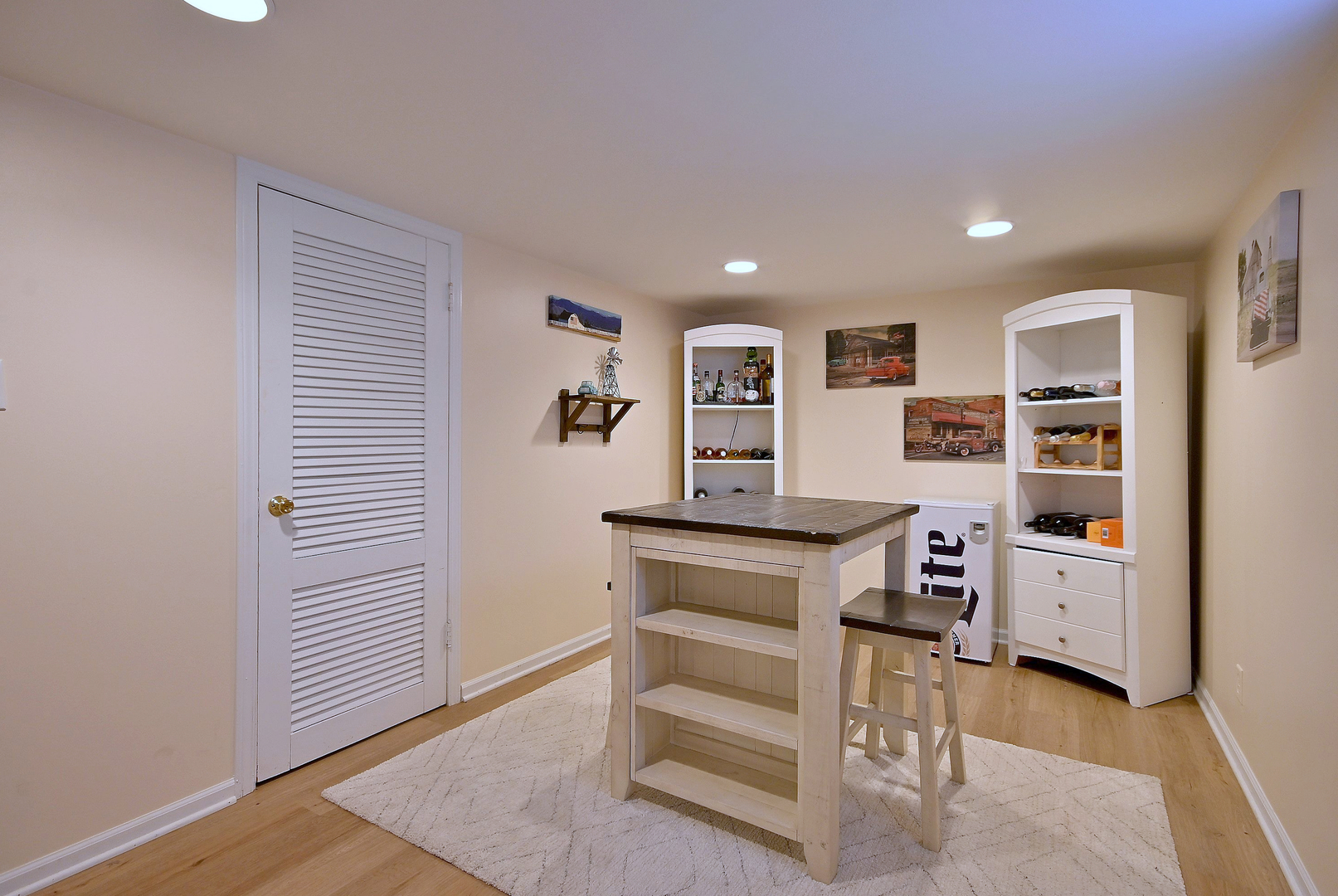 8107 West Irving Park Road Chicago IL 60634