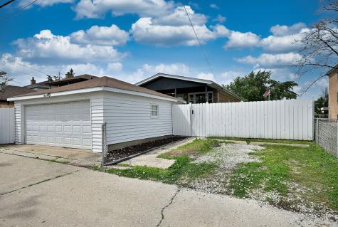 8107 West Irving Park Road Chicago IL 60634
