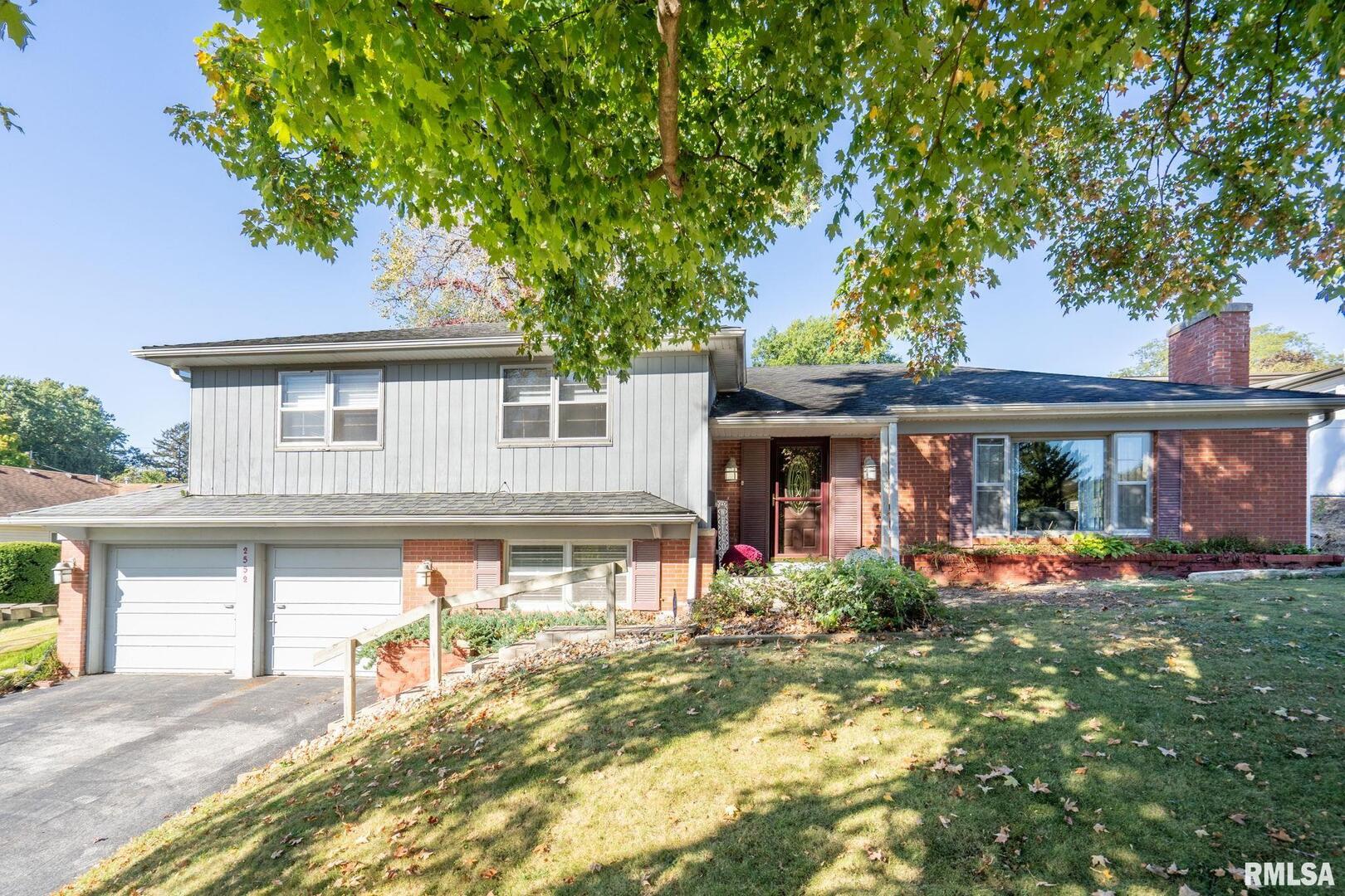 2552 37TH Avenue Rock Island IL 61201