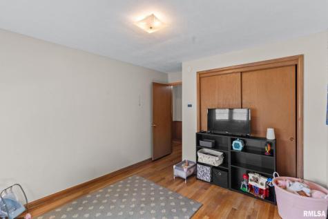 2552 37TH Avenue Rock Island IL 61201