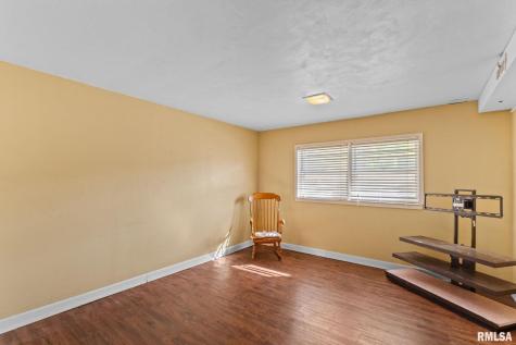 2552 37TH Avenue Rock Island IL 61201