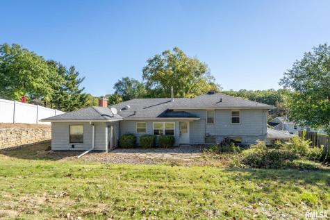 2552 37TH Avenue Rock Island IL 61201