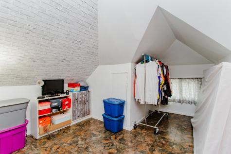 1318 North Menard Avenue Chicago IL 60651