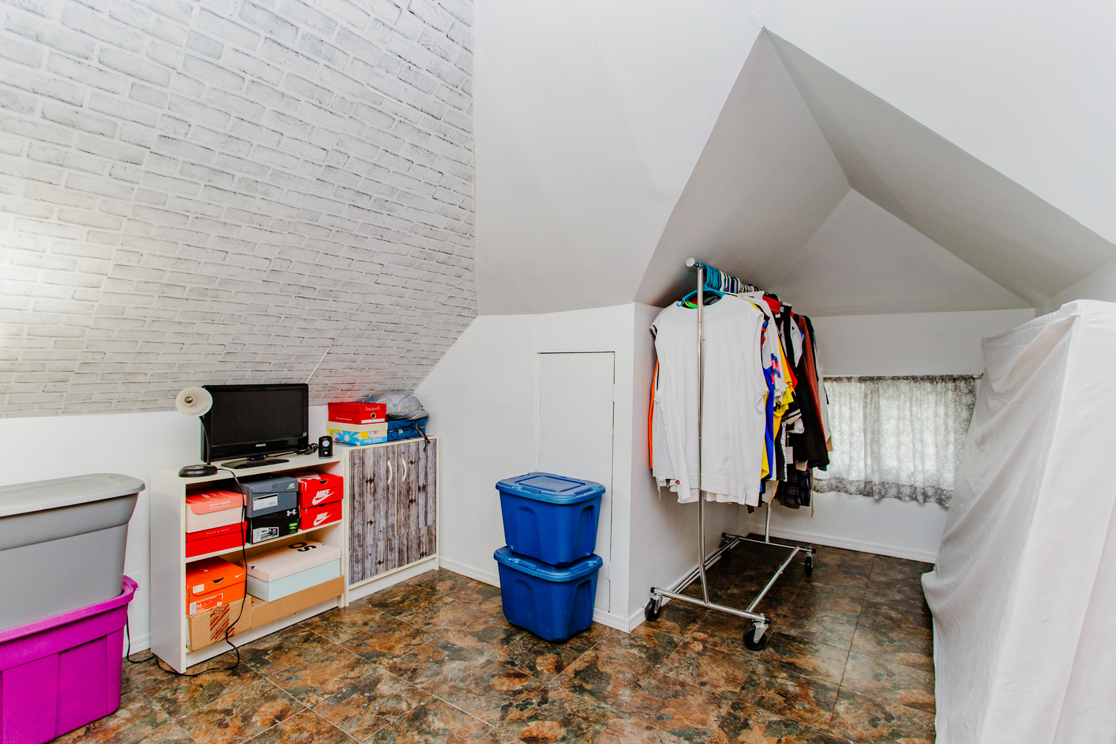 1318 North Menard Avenue Chicago IL 60651