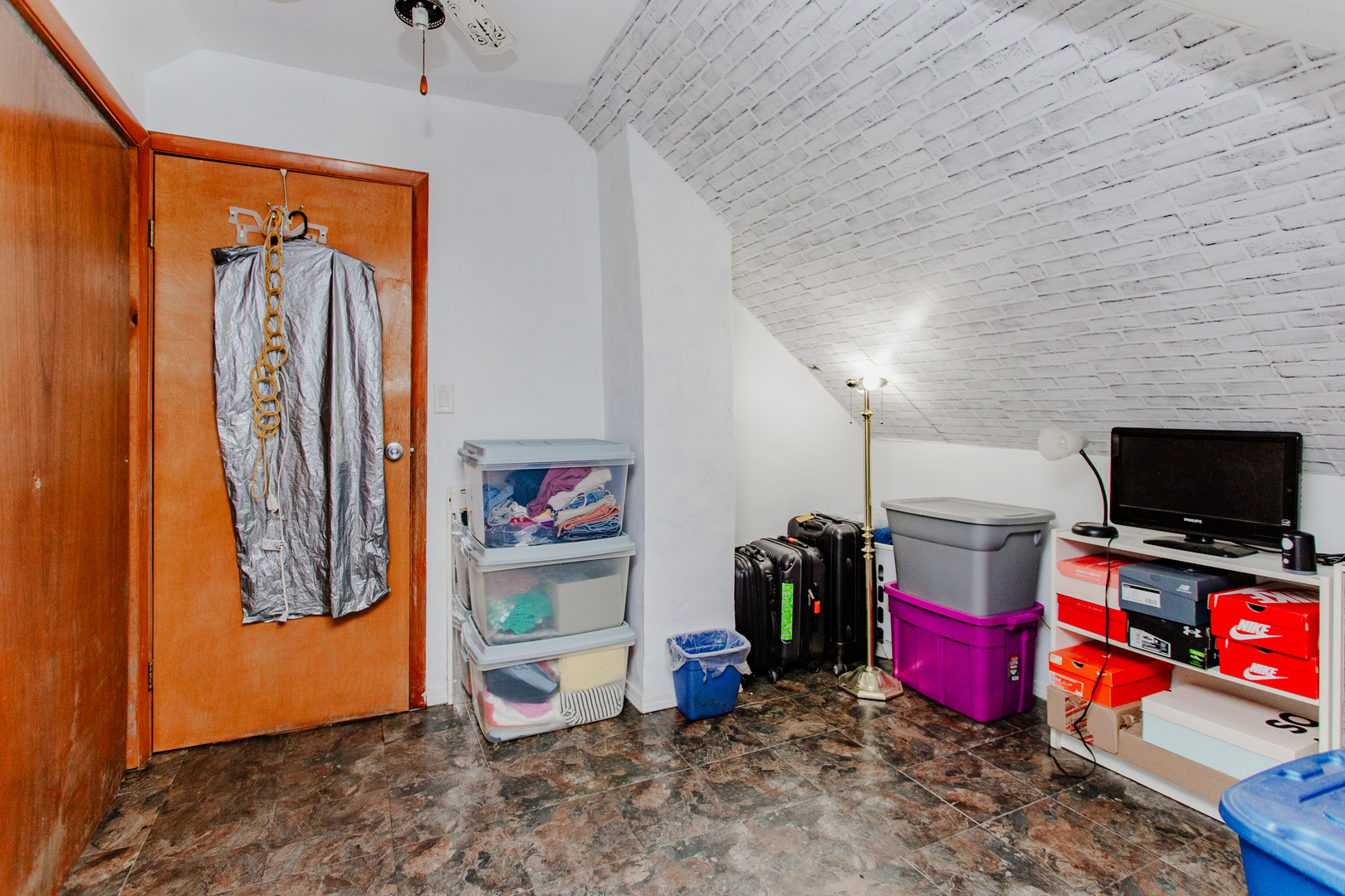 1318 North Menard Avenue Chicago IL 60651