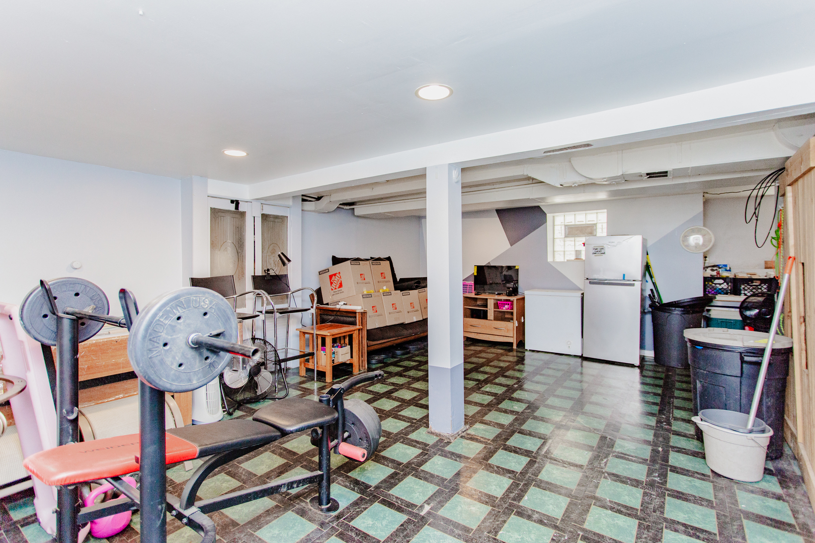 1318 North Menard Avenue Chicago IL 60651