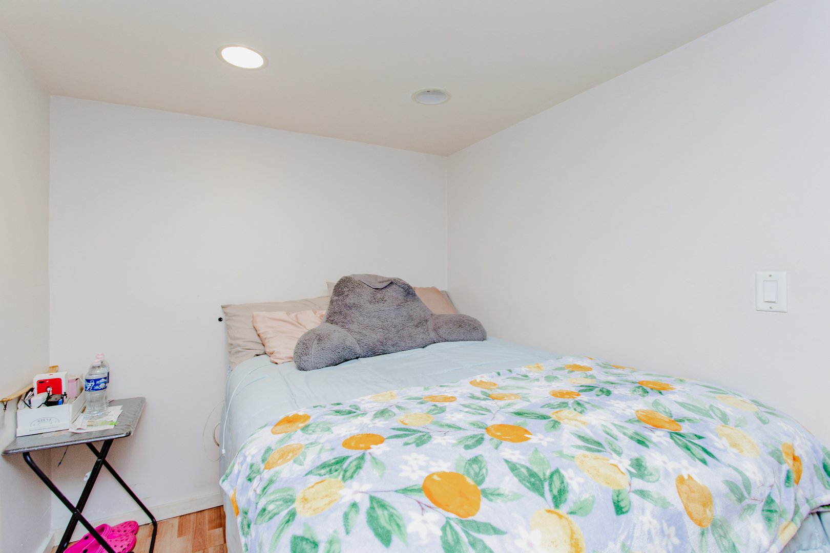 1318 North Menard Avenue Chicago IL 60651