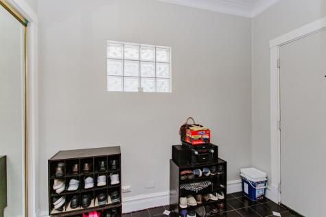 1318 North Menard Avenue Chicago IL 60651