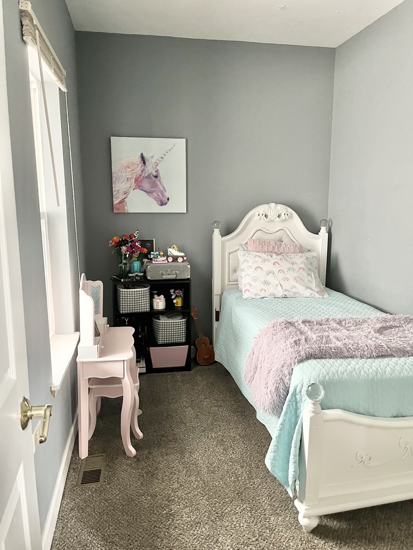 906 Grove Street Aurora IL 60505