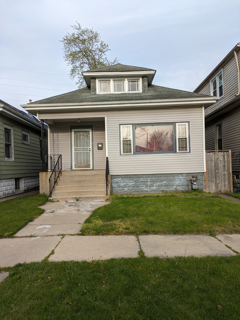 12115 South Emerald Avenue Chicago IL 60628
