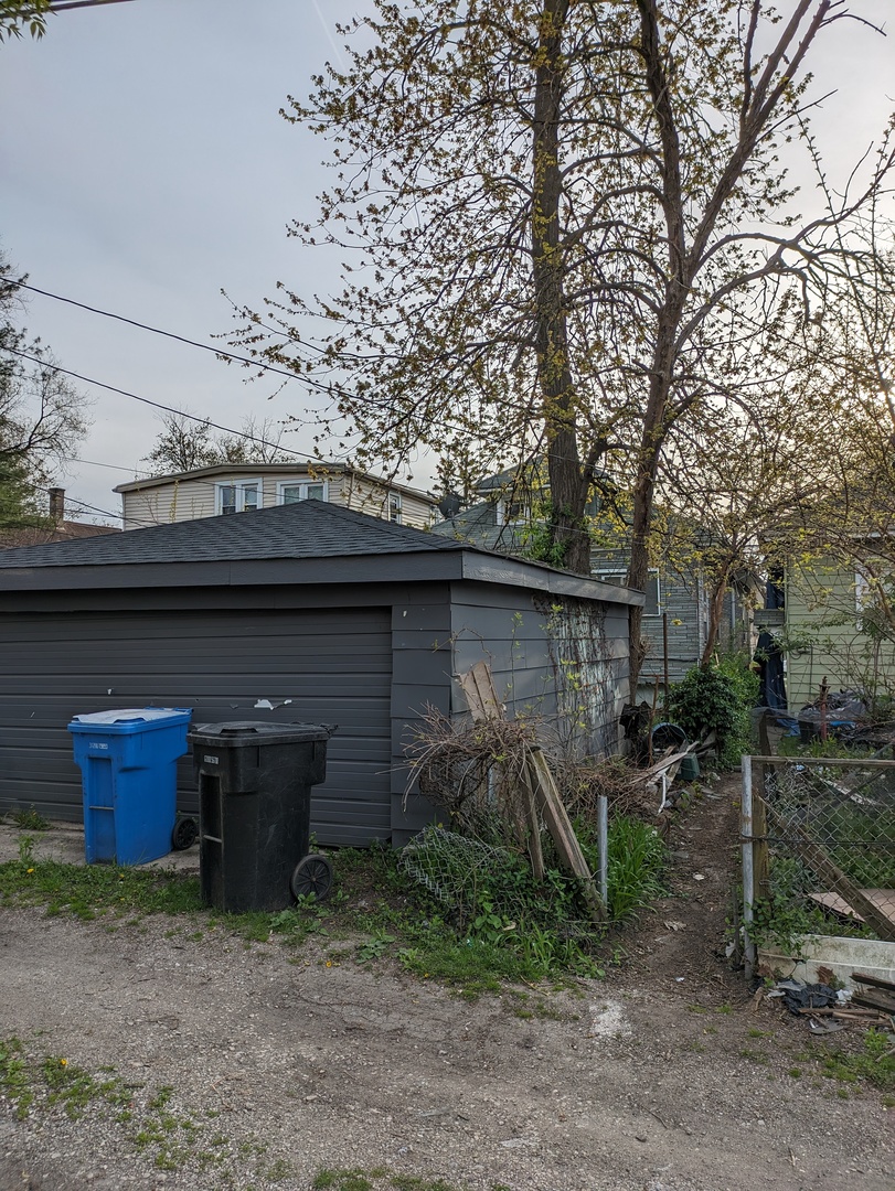 12115 South Emerald Avenue Chicago IL 60628