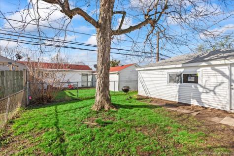 4059 West 90th Street Hometown IL 60456