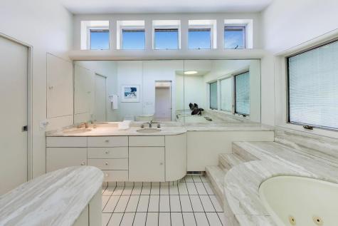 2717 Lincoln Lane Wilmette IL 60091