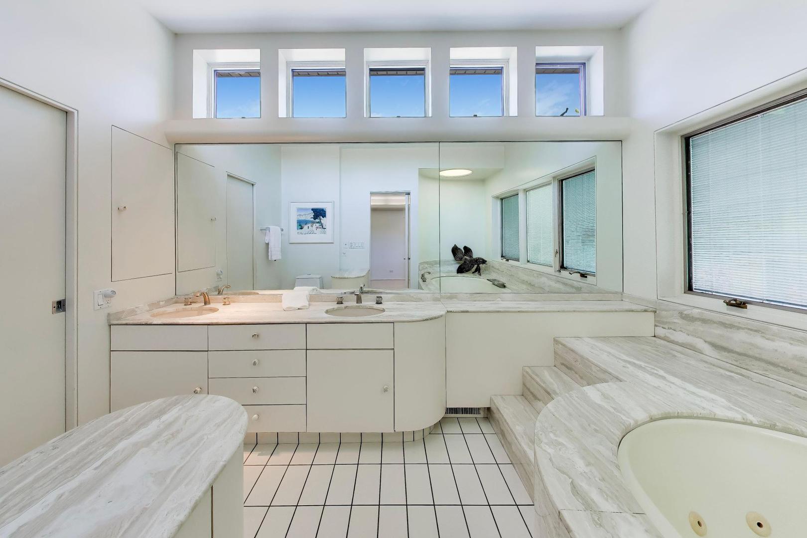 2717 Lincoln Lane Wilmette IL 60091
