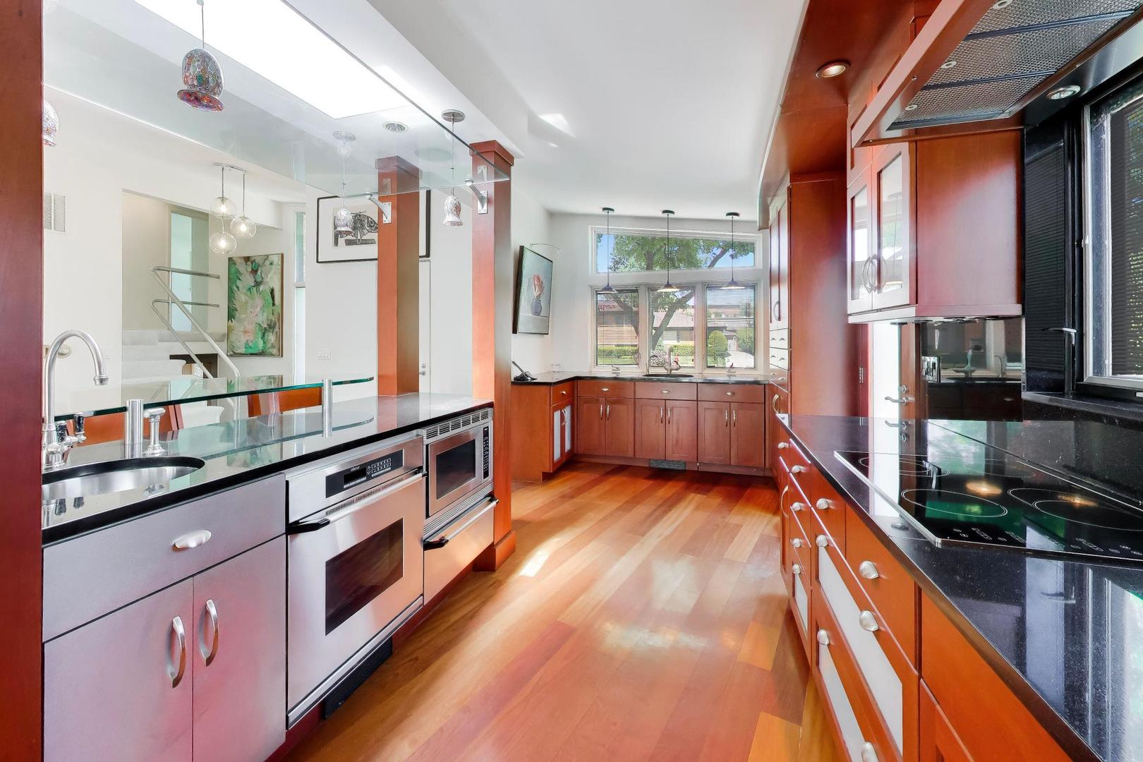 2717 Lincoln Lane Wilmette IL 60091