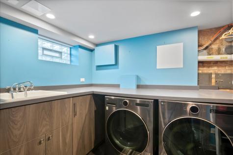 6850 North Lowell Avenue Lincolnwood IL 60712