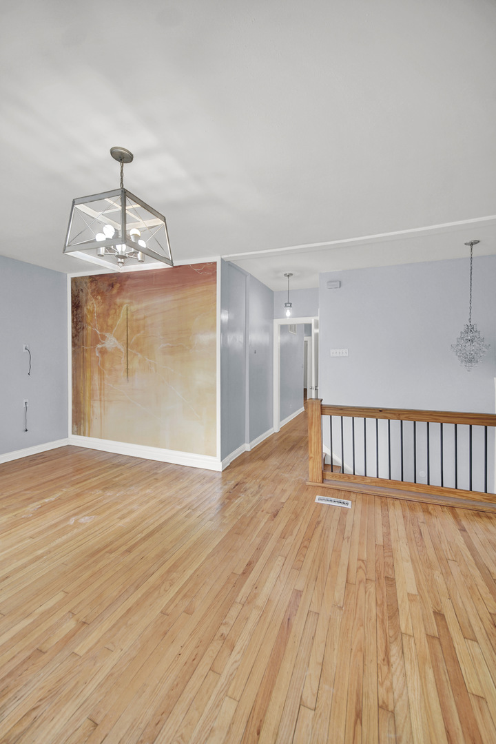7316 South Woodlawn Avenue Chicago IL 60619
