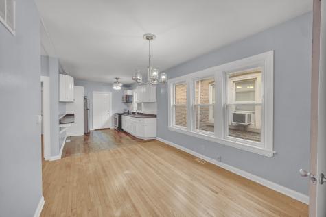 7316 South Woodlawn Avenue Chicago IL 60619