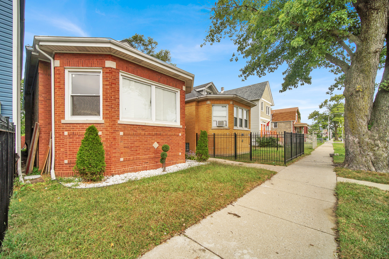 7316 South Woodlawn Avenue Chicago IL 60619