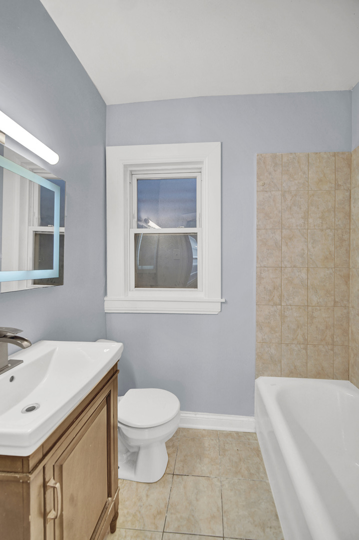 7316 South Woodlawn Avenue Chicago IL 60619