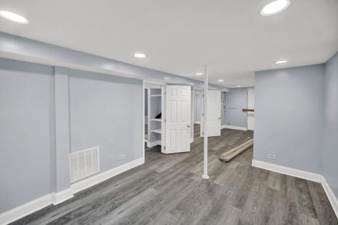 7316 South Woodlawn Avenue Chicago IL 60619