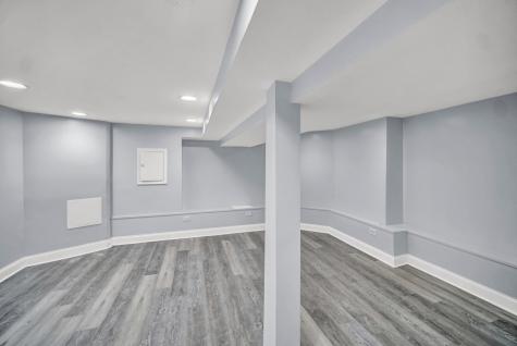 7316 South Woodlawn Avenue Chicago IL 60619