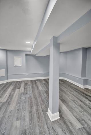 7316 South Woodlawn Avenue Chicago IL 60619
