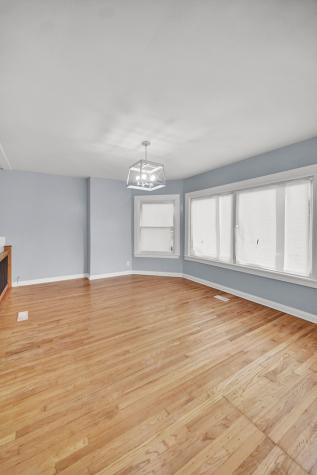 7316 South Woodlawn Avenue Chicago IL 60619