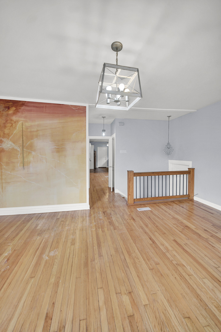 7316 South Woodlawn Avenue Chicago IL 60619