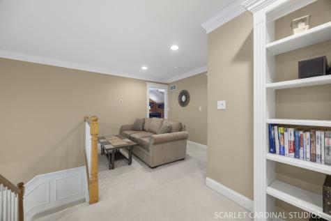 1028 Crestwood Circle St. Charles IL 60175