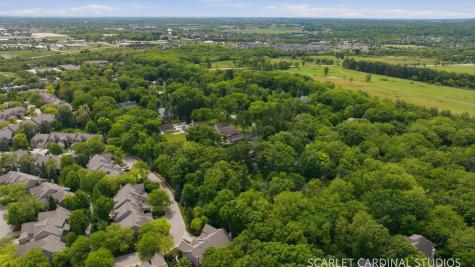1028 Crestwood Circle St. Charles IL 60175