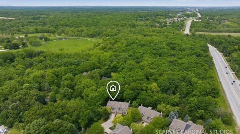 1028 Crestwood Circle St. Charles IL 60175