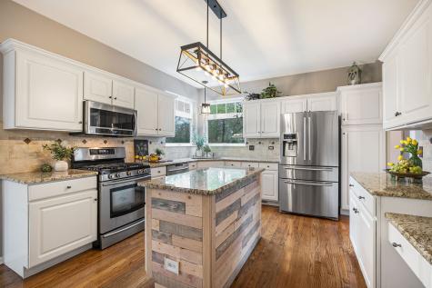 18310 West Meander Drive Grayslake IL 60030