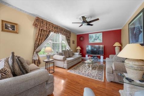 730 Charismatic Drive Oswego IL 60543