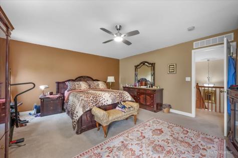 730 Charismatic Drive Oswego IL 60543
