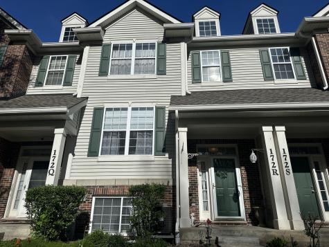 172 North East River Road Des Plaines IL 60016