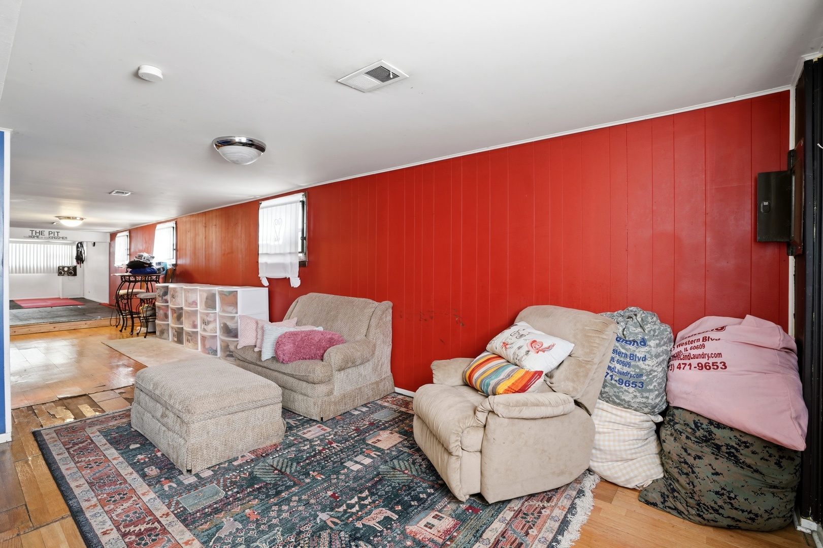 10148 South Peoria Street Chicago IL 60643