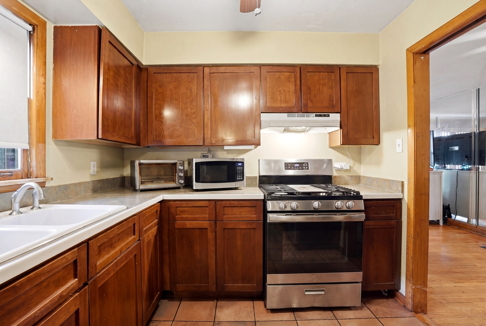 10148 South Peoria Street Chicago IL 60643